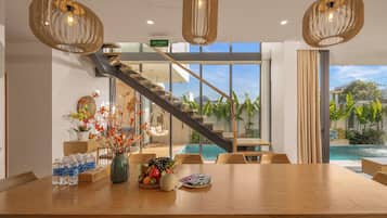 Deluxe Villa, 6 Bedrooms, Private Pool | Private kitchen