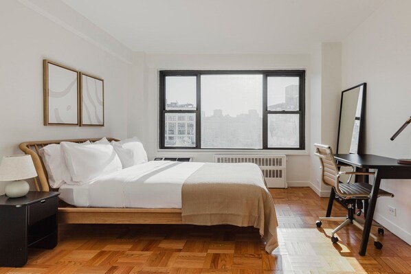 Bügeleisen/Bügelbrett, WLAN, Bettwäsche