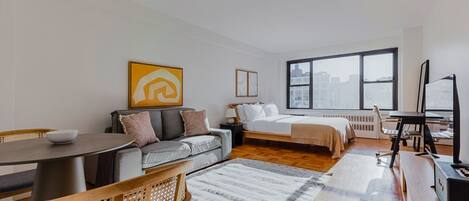 Bügeleisen/Bügelbrett, WLAN, Bettwäsche