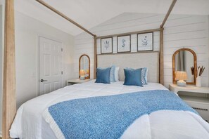 3 makuuhuonetta, silitysrauta/-lauta, ilmainen Wi-Fi, vuodevaatteet