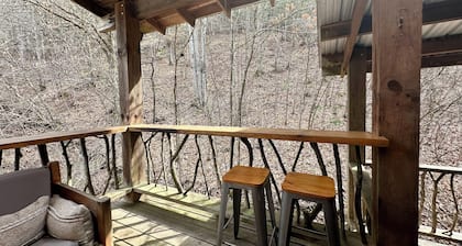 Lady Slipper ~ Charming Studio Apartment in the Red River Gorge