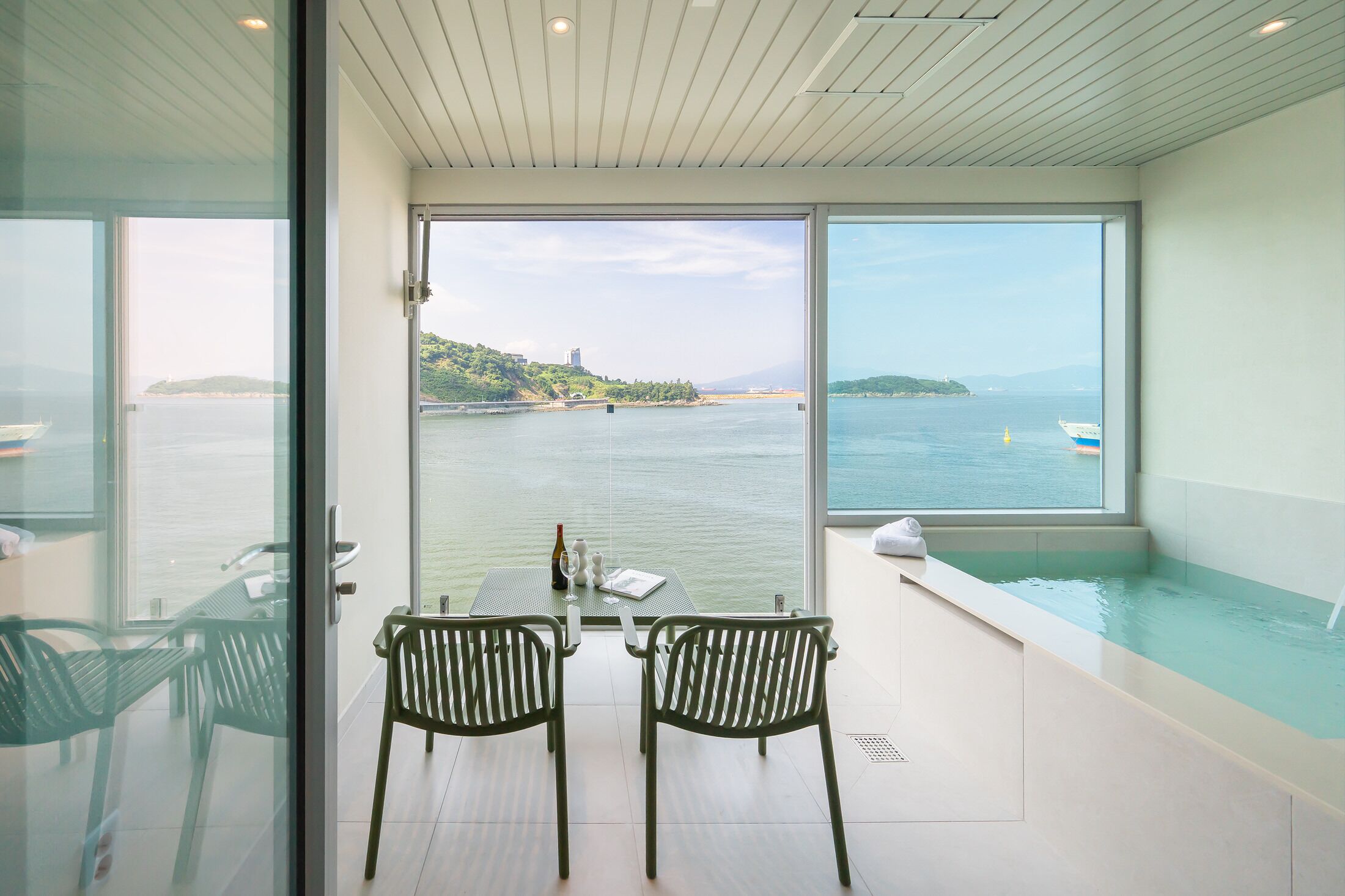 Signature Double Room, Ocean View | Terrace/patio
