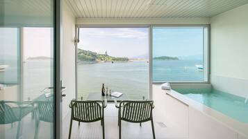Signature Double Room, Ocean View | Terrace/patio