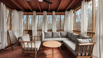 TV, fireplace, stereo, offices