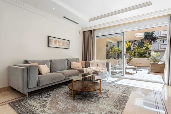 Télévision, espaces bureaux