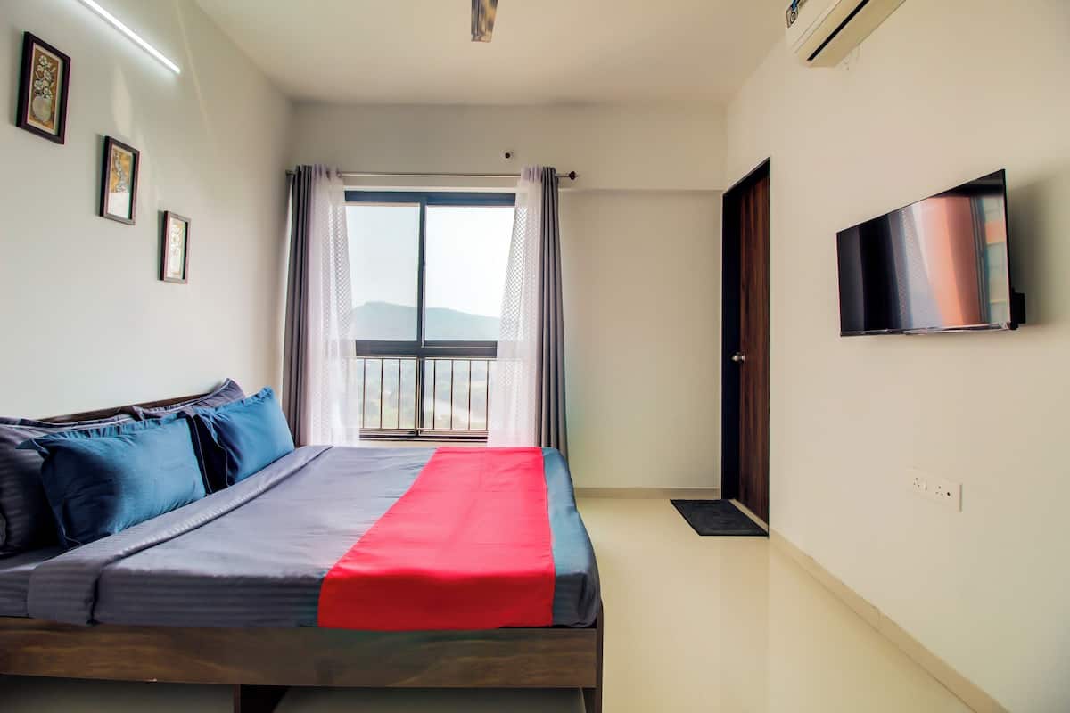 Classic Room | 2 bedrooms, desk, blackout curtains, iron/ironing board