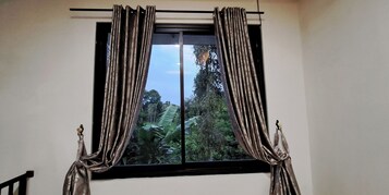 Bungalow Mekkah | 2 dormitorios, escritorio, camas supletorias y wifi gratis