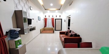 Bungalow Madinah | 2 dormitorios, escritorio, camas supletorias y wifi gratis