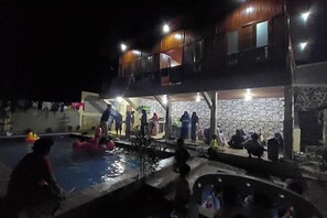 Alberca al aire libre