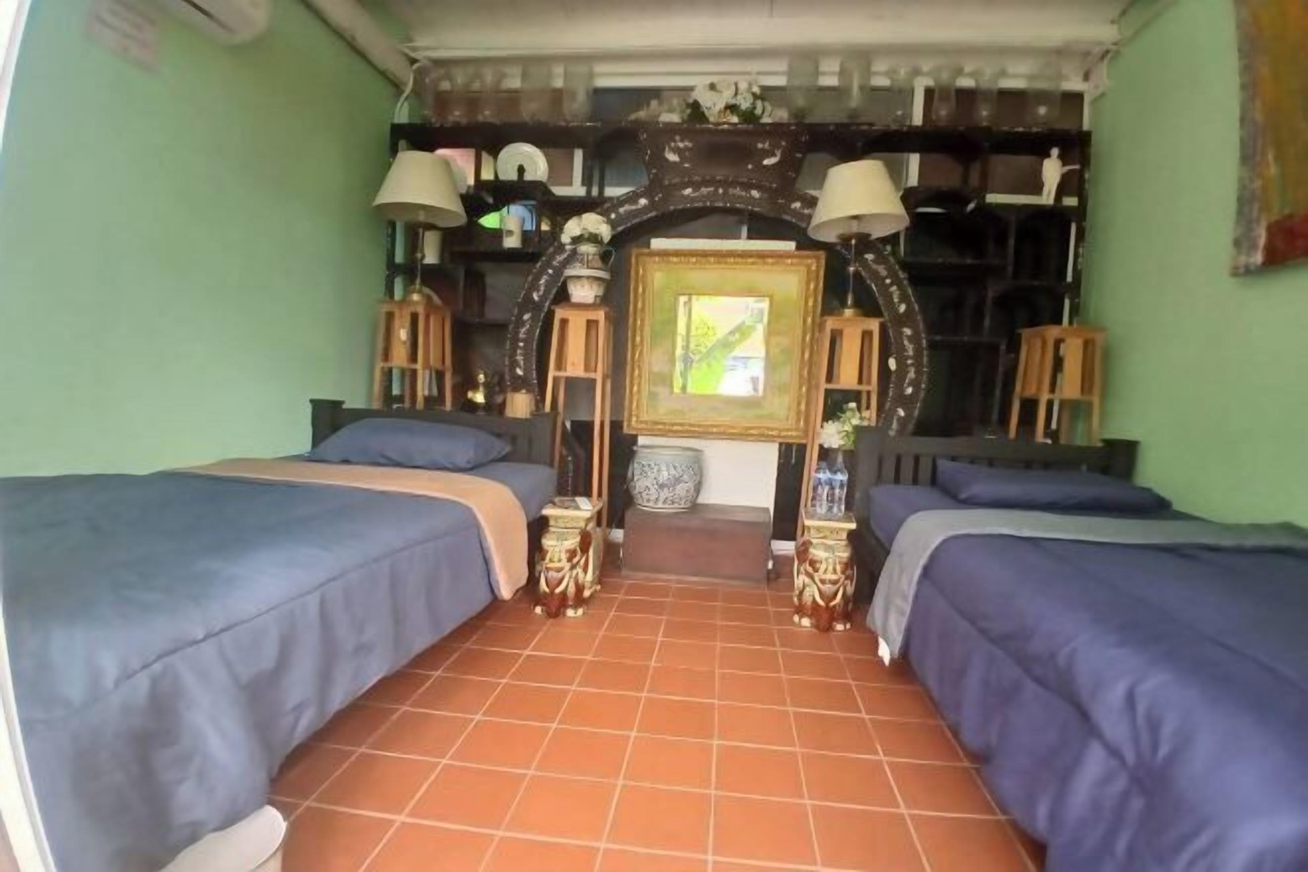 Een bureau, gratis wifi