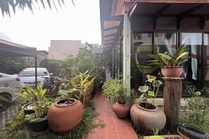 Interior entrance - 64 Sweet Home Dusit Bkk (Bangkok)