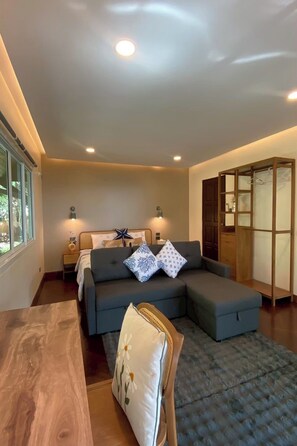 4 bedrooms, desk, blackout curtains, iron/ironing board - Jaokhun Panorama Villas, Patong (Patong)
