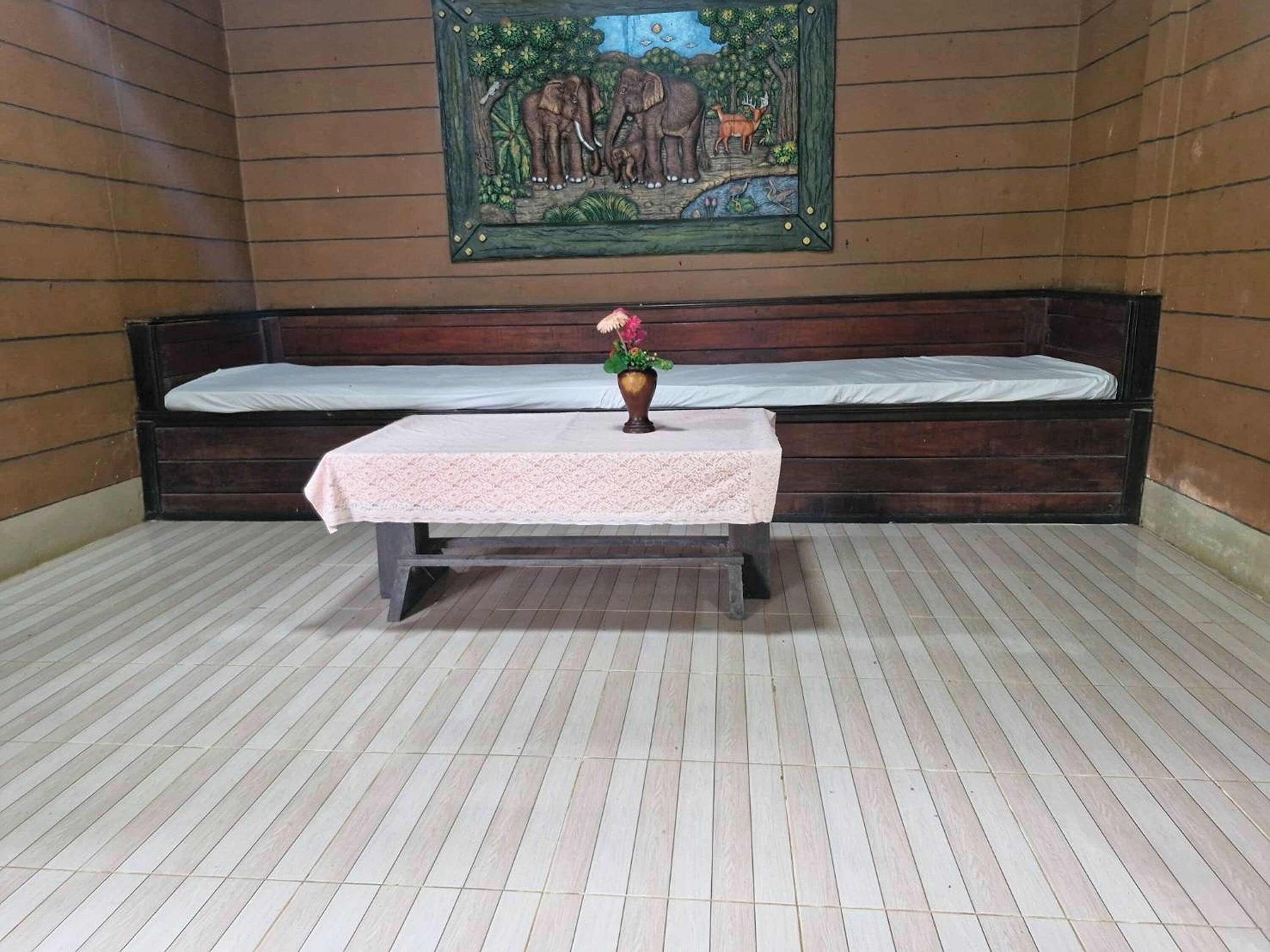 Family House Garden View 2