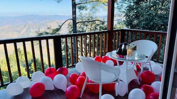 Cottage Mewah, balkon, pemandangan gunung | Balkon