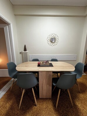 Apartment, City View | Living area | 32-inch flat-screen TV with digital channels - Pnyka Apartment 2 (Athens)