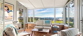 Far Heath House with Hot Tub