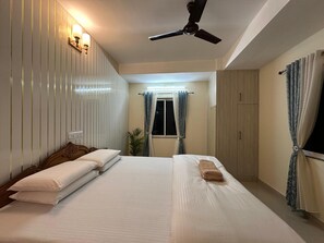 2 chambres, fer et planche Ă repasser, Wi-Fi gratuit, draps fournis