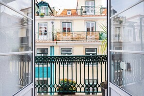 Apartment, 2 Bedrooms, Non Smoking | Living area