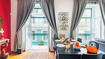 Appartement, 2 chambres, non-fumeurs | Coin séjour | Télévision à écran plat