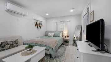WiFi, bed sheets