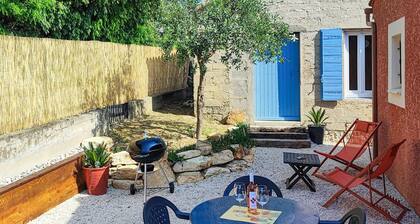 Stunning home in Vaison-la-Romaine with WiFi
