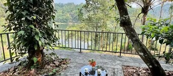 Entire Lakefront Bungalow Exclusively For You