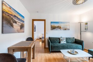 Fernseher, Stereoanlage