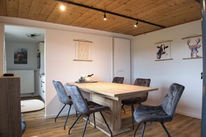 Dining - Apartment 60 sqm for max. 4 persons with terrace (Chieming)