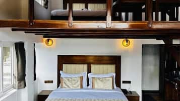 In-room safe, desk, laptop workspace, soundproofing