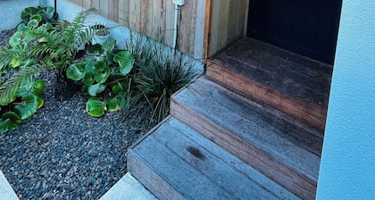 New Merivale townhouse, centrally located by Hagley Park and City.