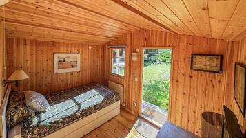 3 Schlafzimmer, Bügeleisen/Bügelbrett
