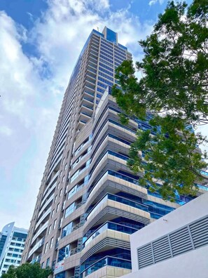 Exterior - One BedRoom near Beach&Metro in Dubai Marina Z1011 (Dubai)