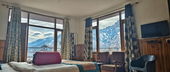 Bureau, espace de travail pour ordinateur portable, Wi-Fi gratuit