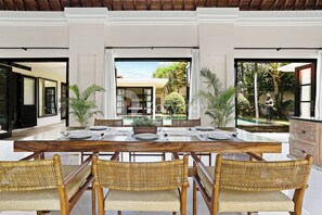 Villa, 4 Bedrooms, Private Pool | Dining room - Sombra Villa by Kozystay - Sanur (Denpasar)