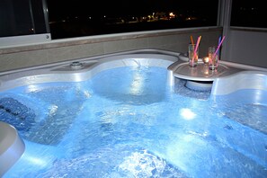 屋外スパ浴槽