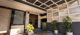 Ramee Tarang Hotel Indore