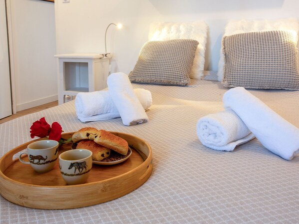 2 bedrooms, internet