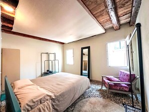 2 bedrooms, internet