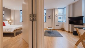 Unclassified image, 2 of 48, button - Barbican Serviced Apartments LovelyStay (London)