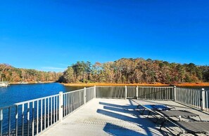 Dock