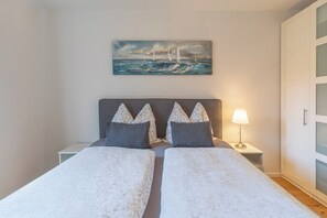 2 Schlafzimmer, Bügeleisen/Bügelbrett, Reisekinderbett, kostenloses WLAN