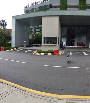 ด้านหน้าที่พัก