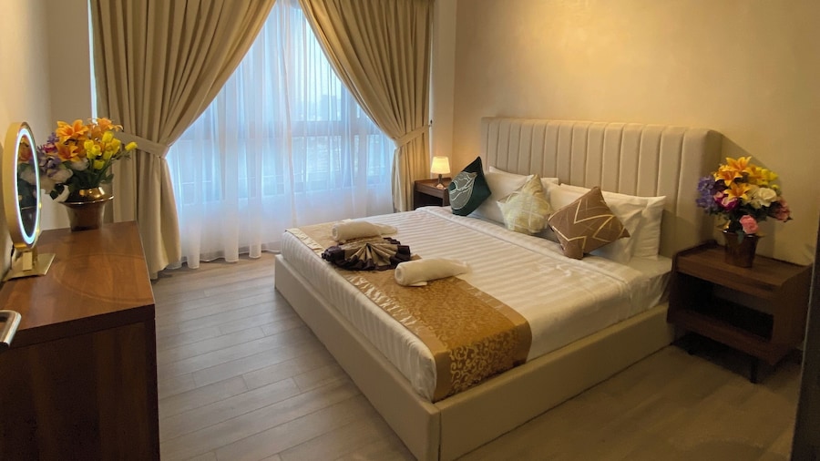 AGILE Infinity Suites TRX By AR