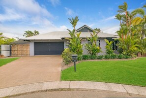 House | 3 bedrooms - Zenhouse Cityside Family House Pool Markets (Parap)
