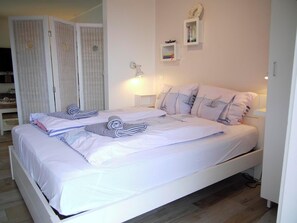 1 soverom, reiseseng for barn, wi-fi (inkludert) og sengetøy