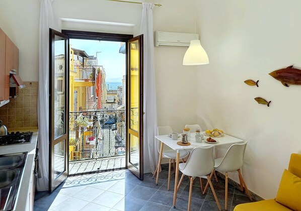 Living area - Solemar Sicilia - Casa Emma (Santa Flavia)