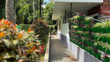 Entrada de la propiedad