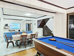 Spielezimmer