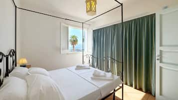 Apartment, Balcony, Sea View | 1 bedroom, individually furnished, free WiFi