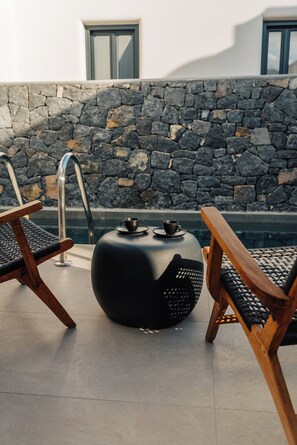 Comfort Suite, Courtyard View | Terrace/patio